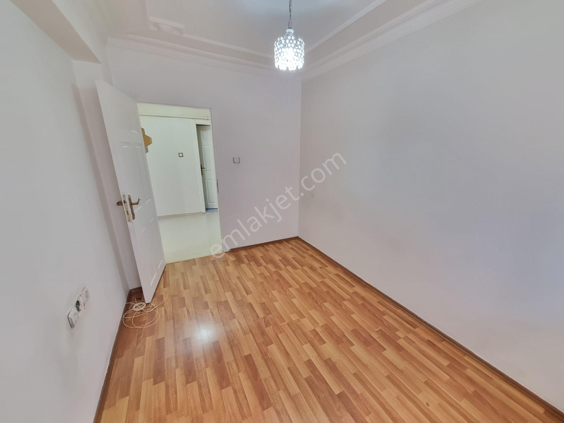 Estergon Cadde Yanı - Ara Kat - Güneşli - Satılık 3+1 Daire... - Görsel 19