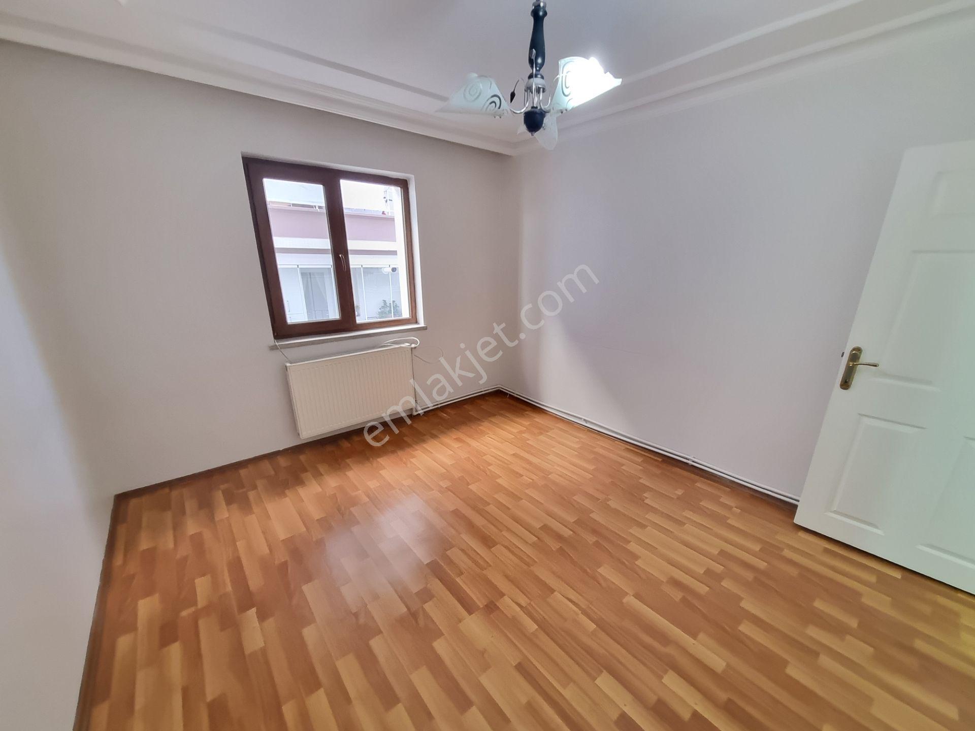Estergon Cadde Yanı - Ara Kat - Güneşli - Satılık 3+1 Daire... - Görsel 25