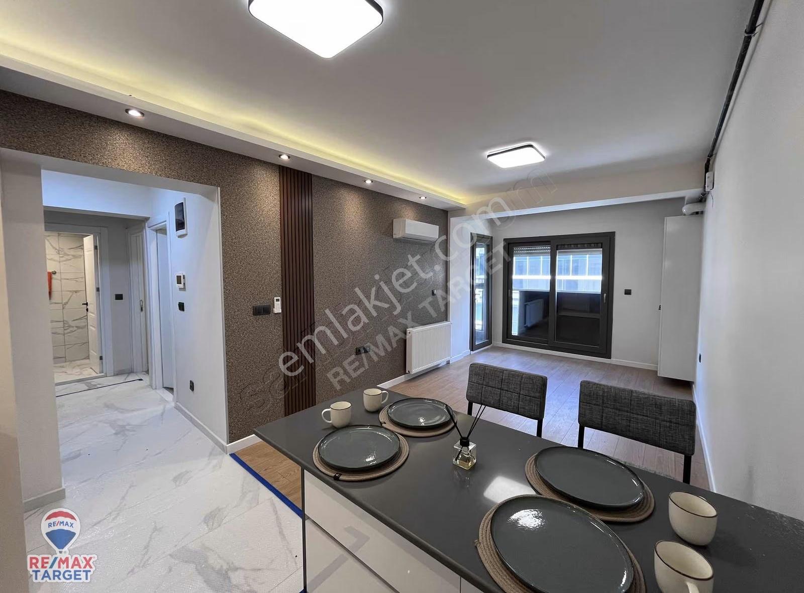 Karşıyaka'da Sıfır Kısmi Eşyalı 2+1 Kiralık Daire Ara Kat - Görsel 4