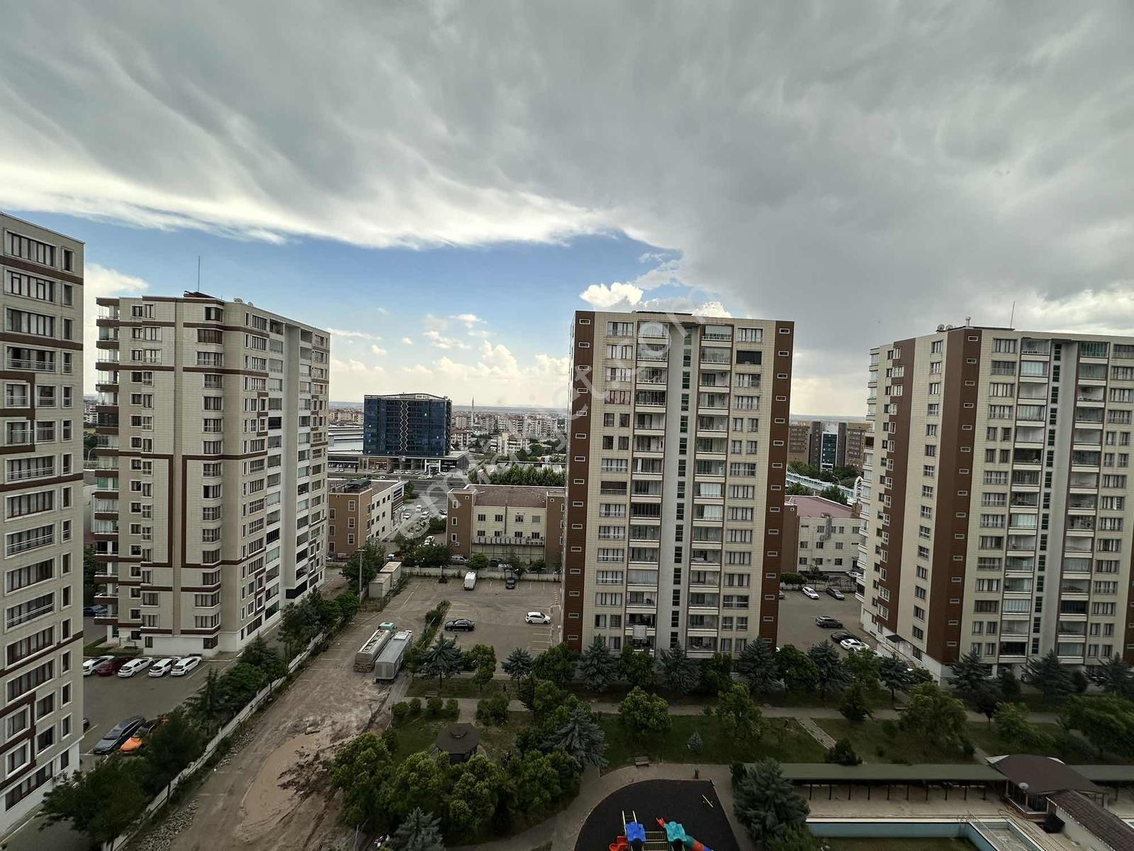 Çeysa Kalitesiyle Altınşehir 2'de Üst Katta Masraflı Fırsat 4+1 - Görsel 18