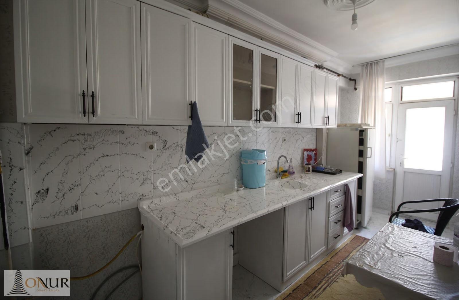 Onur Emlak Nişantaşı 2+0 Kiralık Kısmi Eşyalı Daire/ofis
