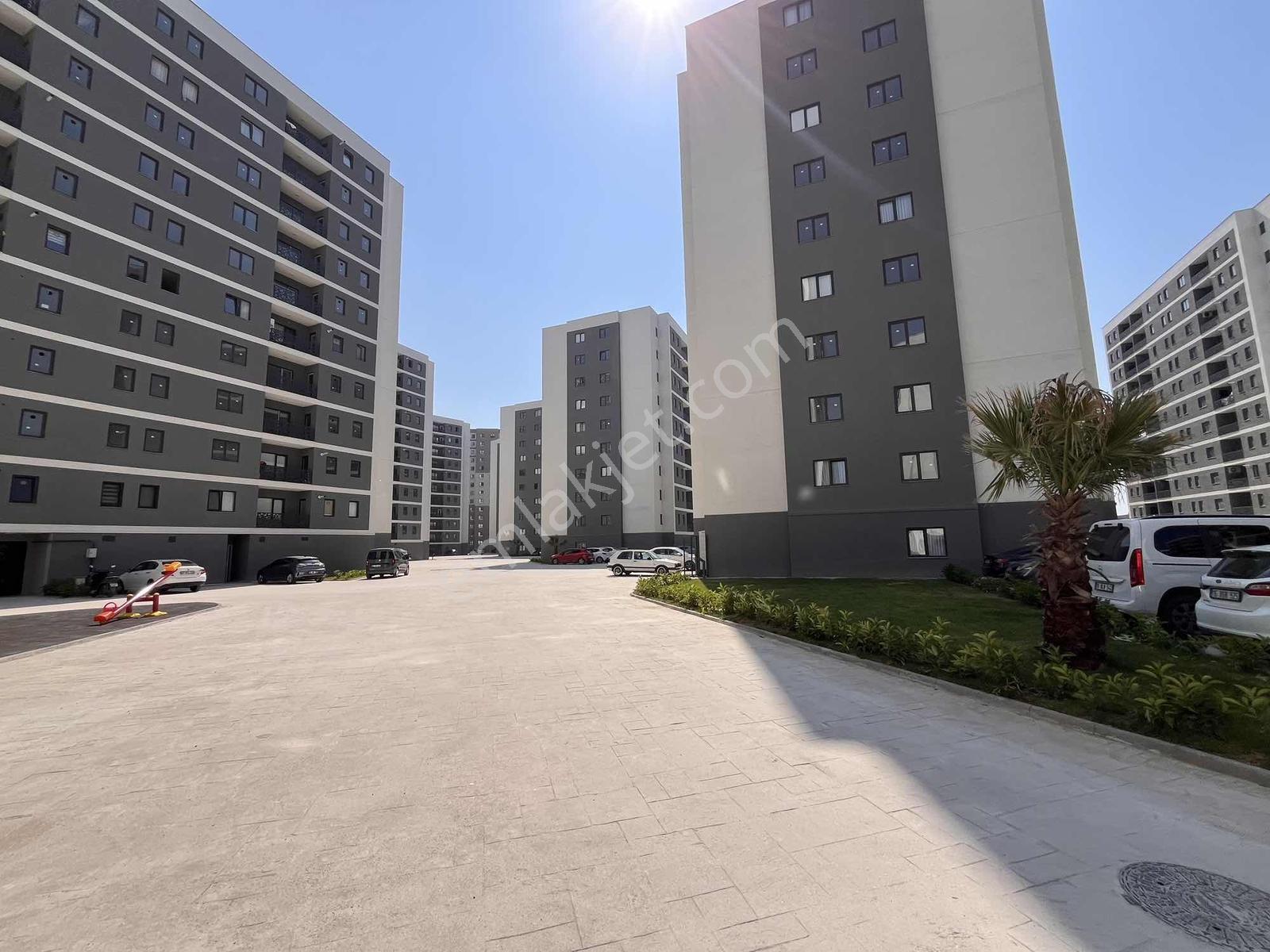 Prestij Yeni Hayat Güney Cepheli 3+1 Kiralık Orta Daire