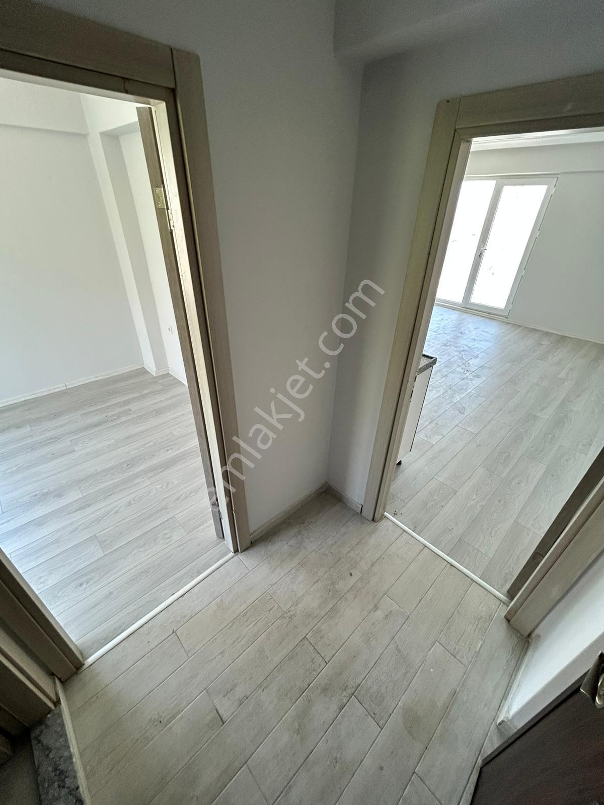 Erdek Tatlısuda 45 M2 Deniz Manzaralı Balkonlu 1+1 Satılık Daire - Görsel 12