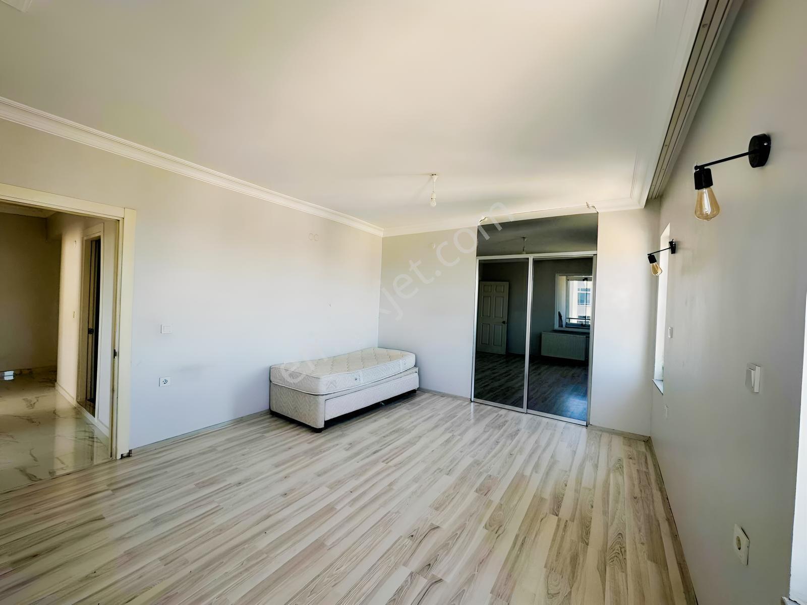 Kuşbahçe Konaklarında Satılık Lüks 4+1 Daire - Görsel 3