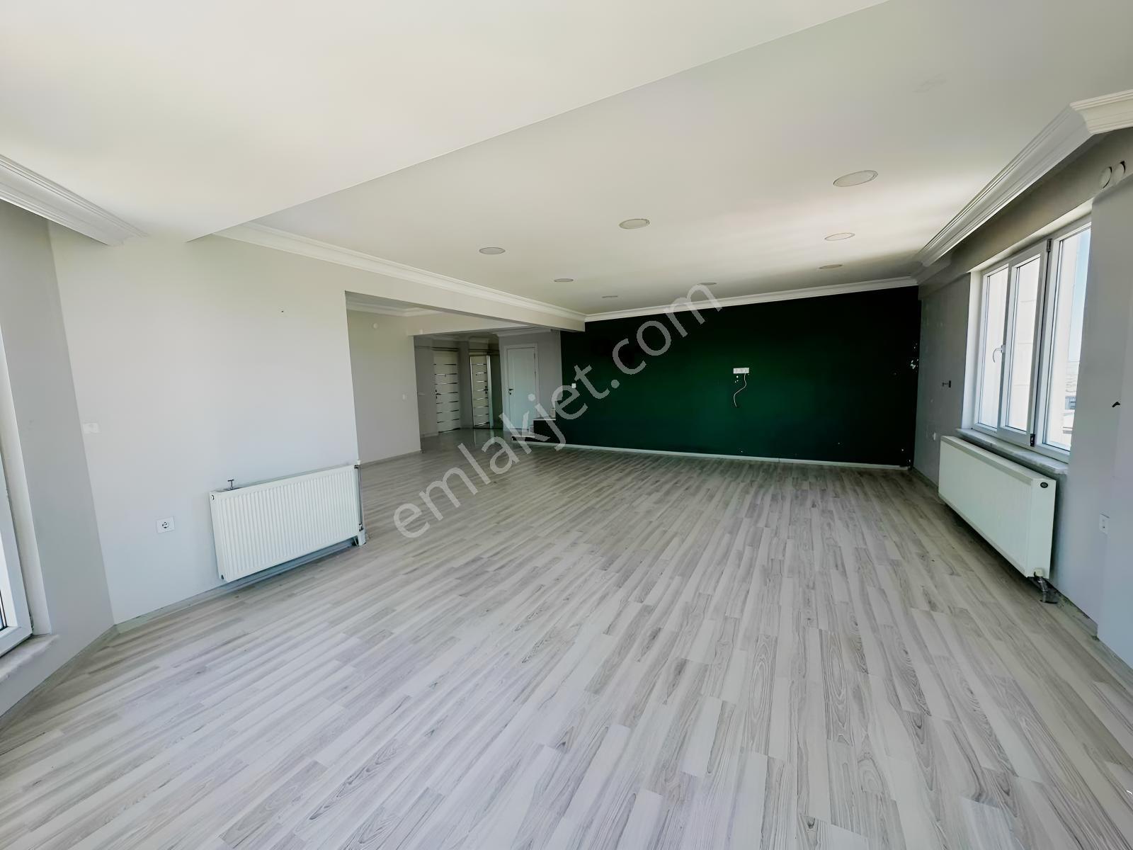 Kuşbahçe Konaklarında Satılık Lüks 4+1 Daire - Görsel 18