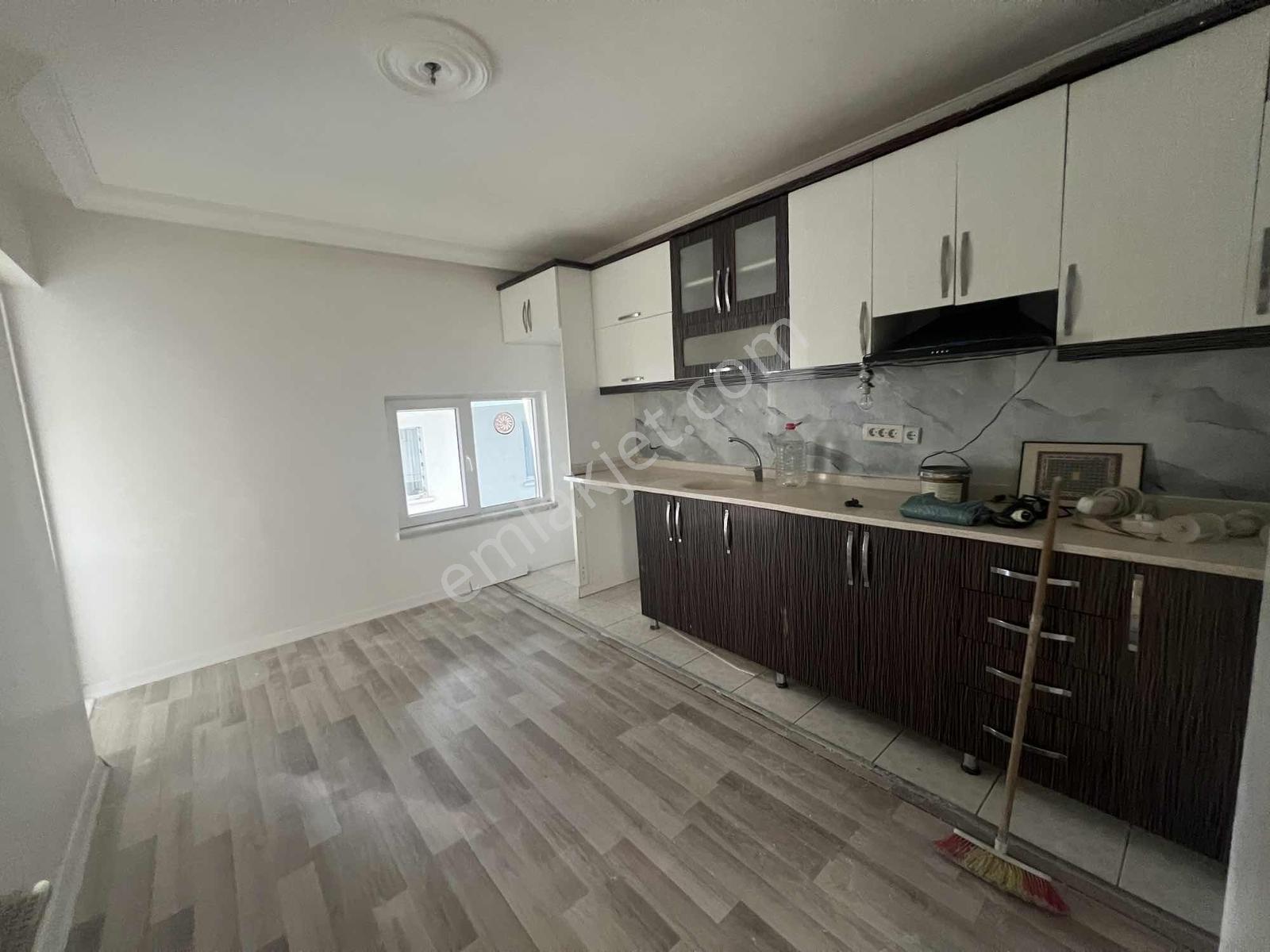 Eviva'dan Alsancak Mah. 130 M2 3+1 Ebeveyn Banyolu Kiralık Daire - Görsel 13