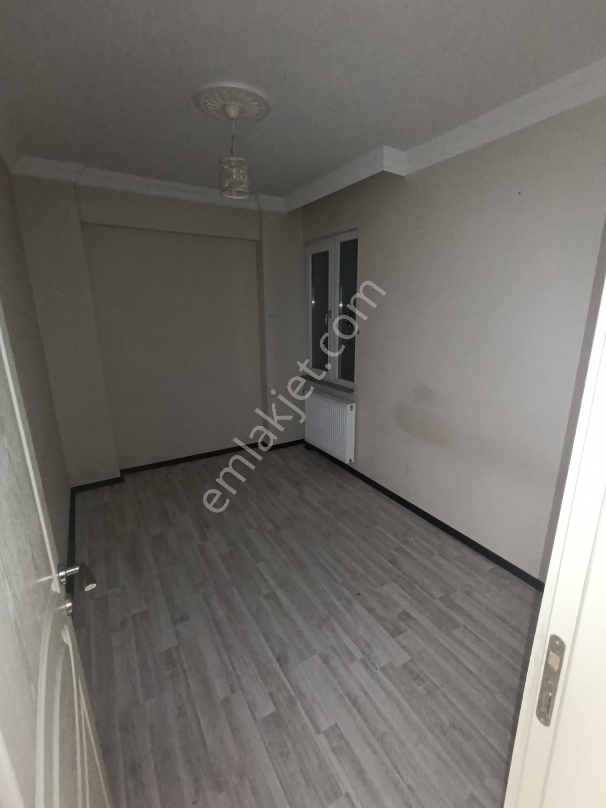 Kazımiye Mah. Stadyum Yanı 3+1 Kiralık Geniş Daire - Görsel 3