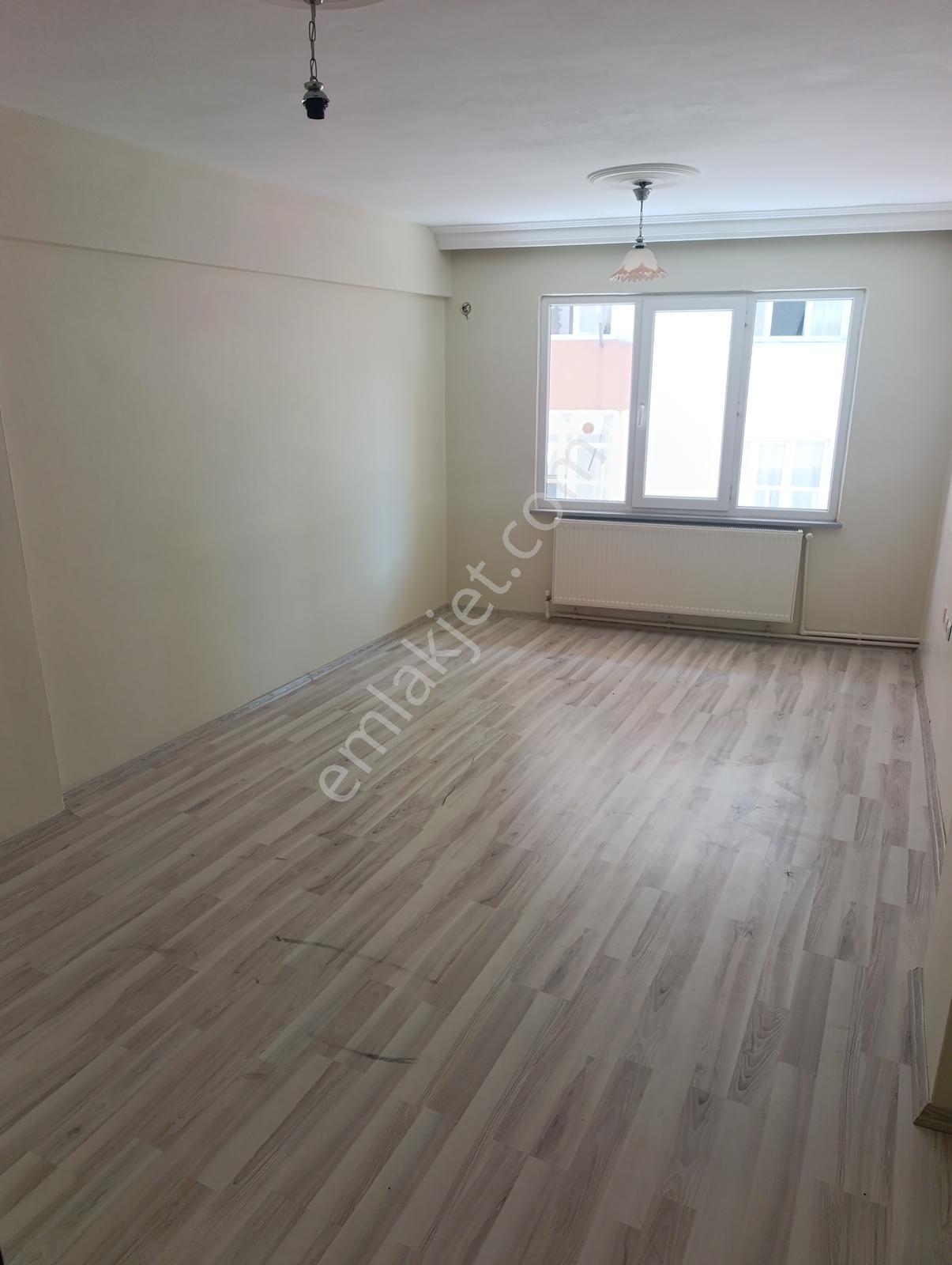 Kazımiye Mah. Stadyum Yanı 3+1 Kiralık Geniş Daire - Görsel 4