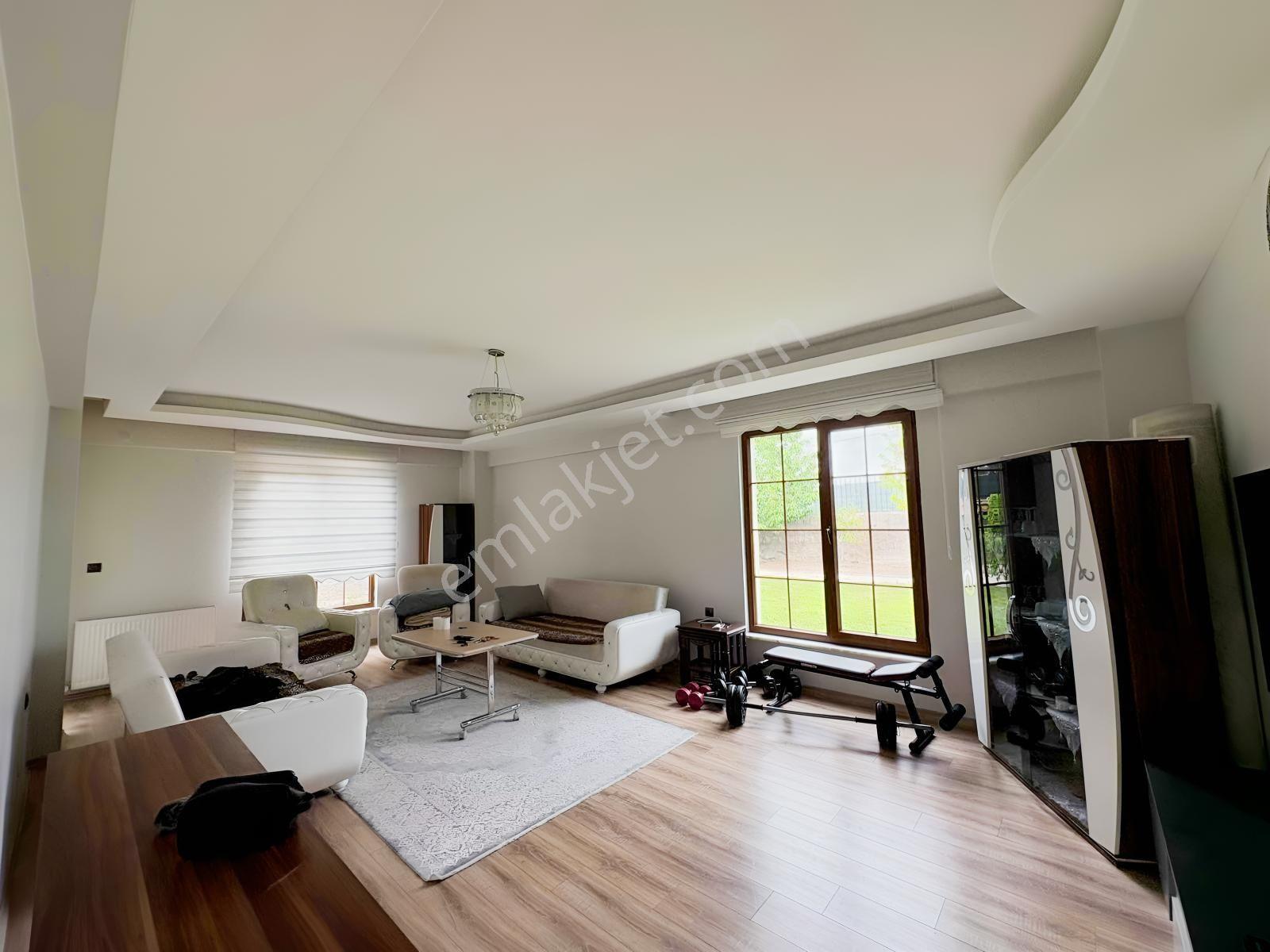 Talas Reşadiyede Şehir Manzaralı Garajlı 375 M2 Lüks Villa 191-2 - Görsel 32