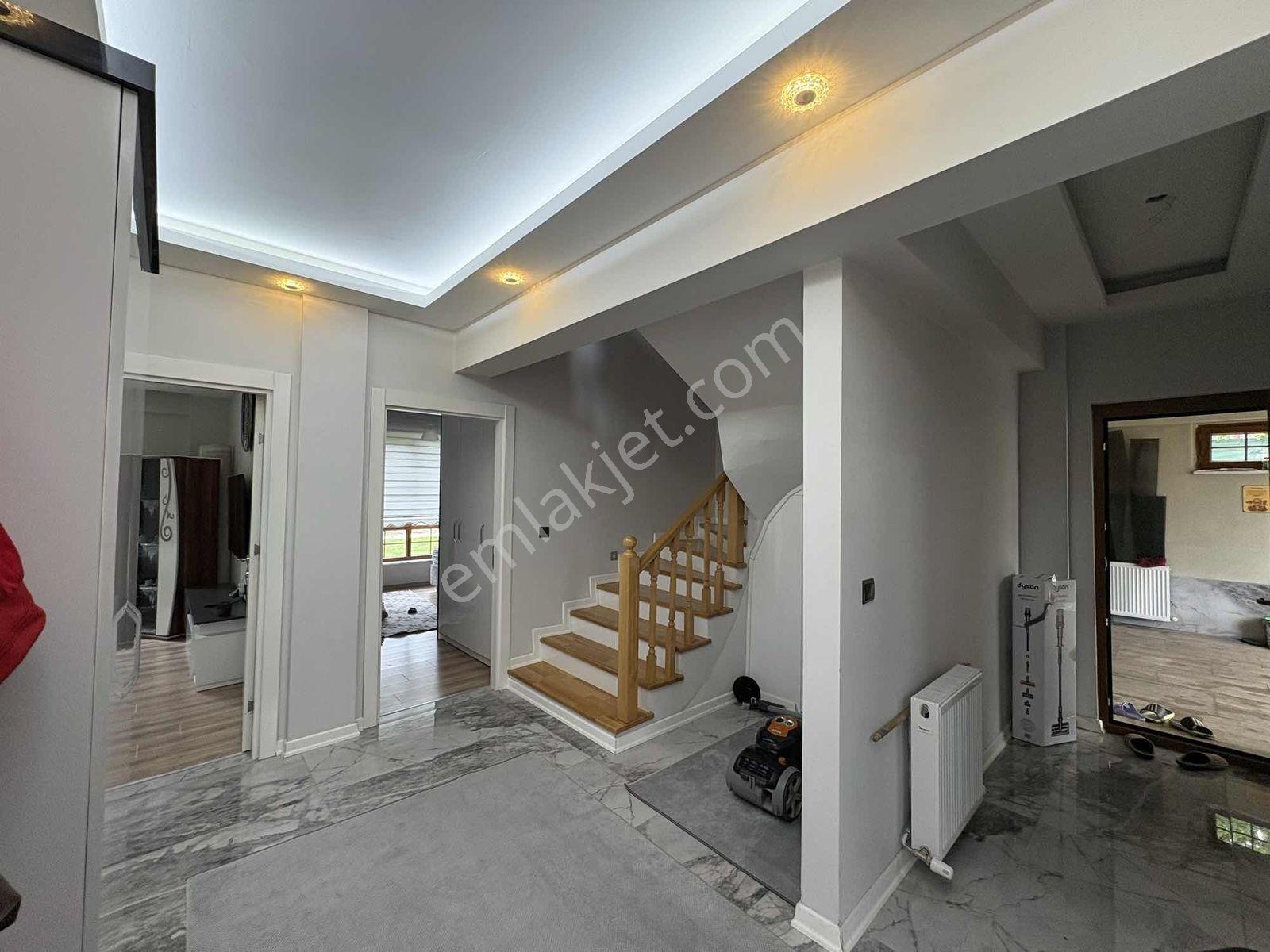Talas Reşadiyede Şehir Manzaralı Garajlı 375 M2 Lüks Villa 191-2 - Görsel 13