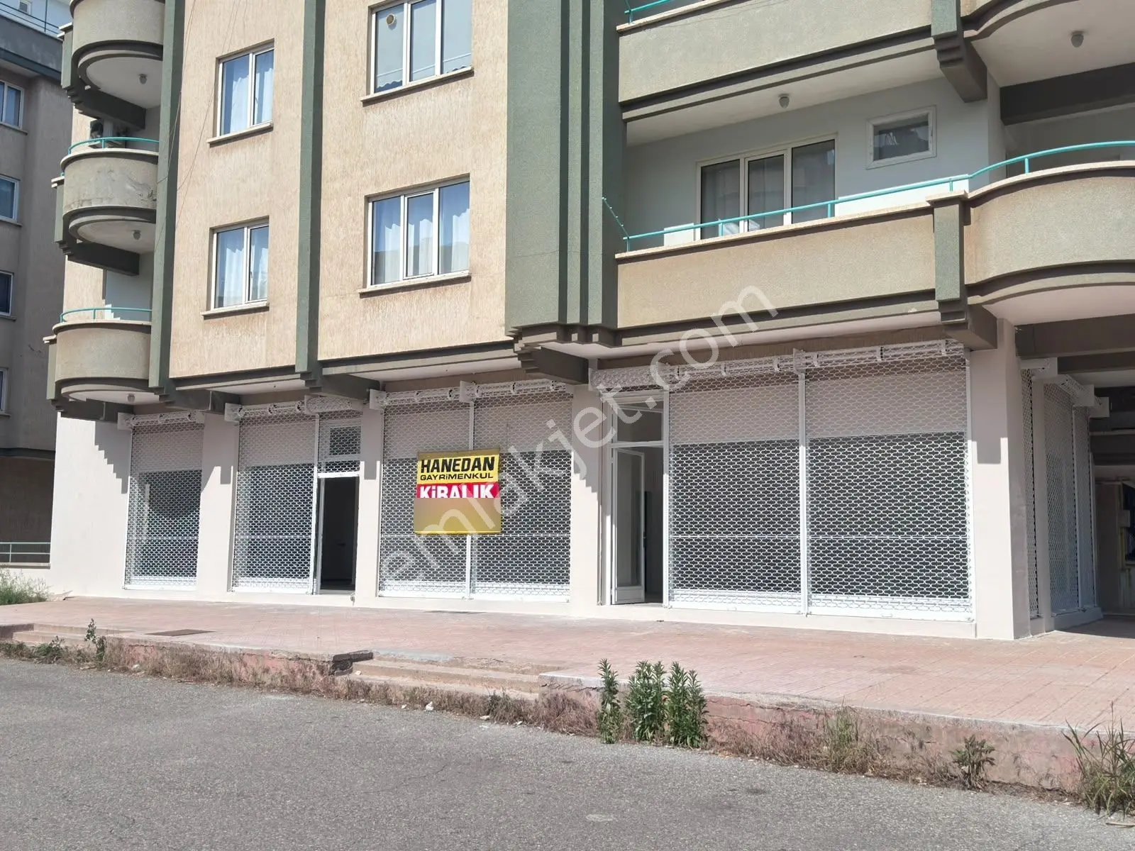Hanedan Gyo'dan Emek'te Kiralık 70 M² Bakımlı Dükkan - Görsel 2