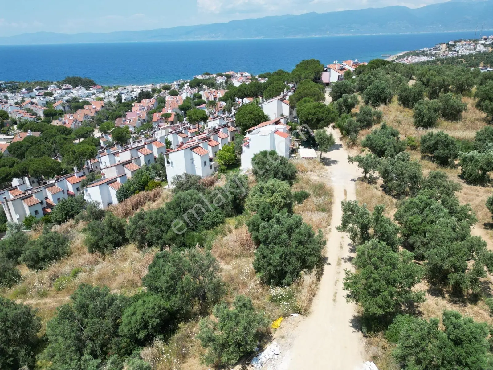 Burhaniye Pelitköy'de Sahile Yakın Satılık İmarlı Arsa - Görsel 3
