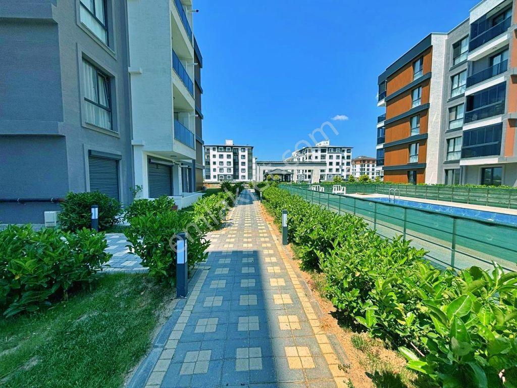 Uytundan Burhaniye Ören'de Havuzlu Sitede Bahçeli Lüks 1+1 Daire - Görsel 16