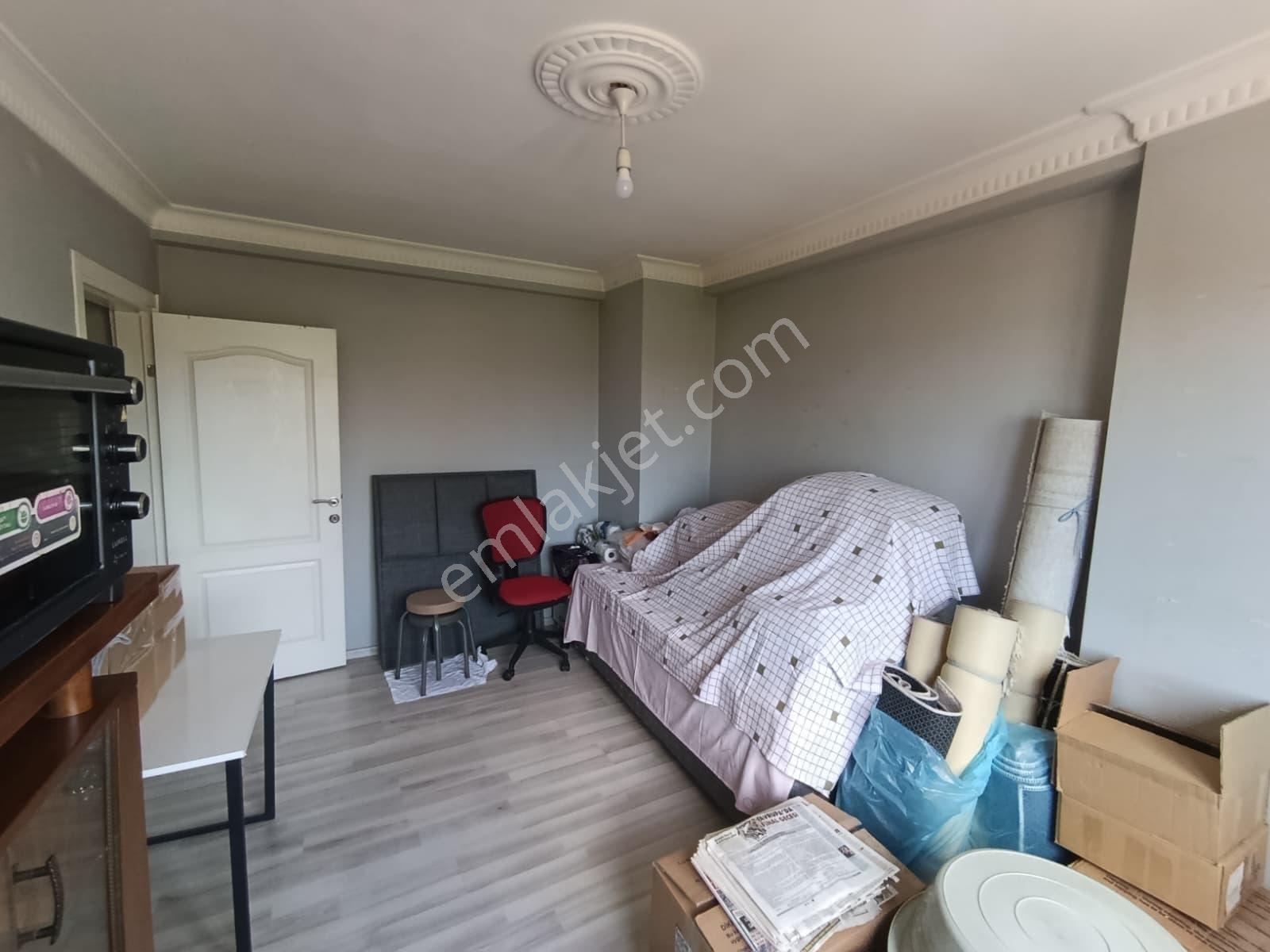 Bağlarbaşında Çift Cepheli Genış Ve 3+1 Kiralık Daire - Görsel 19