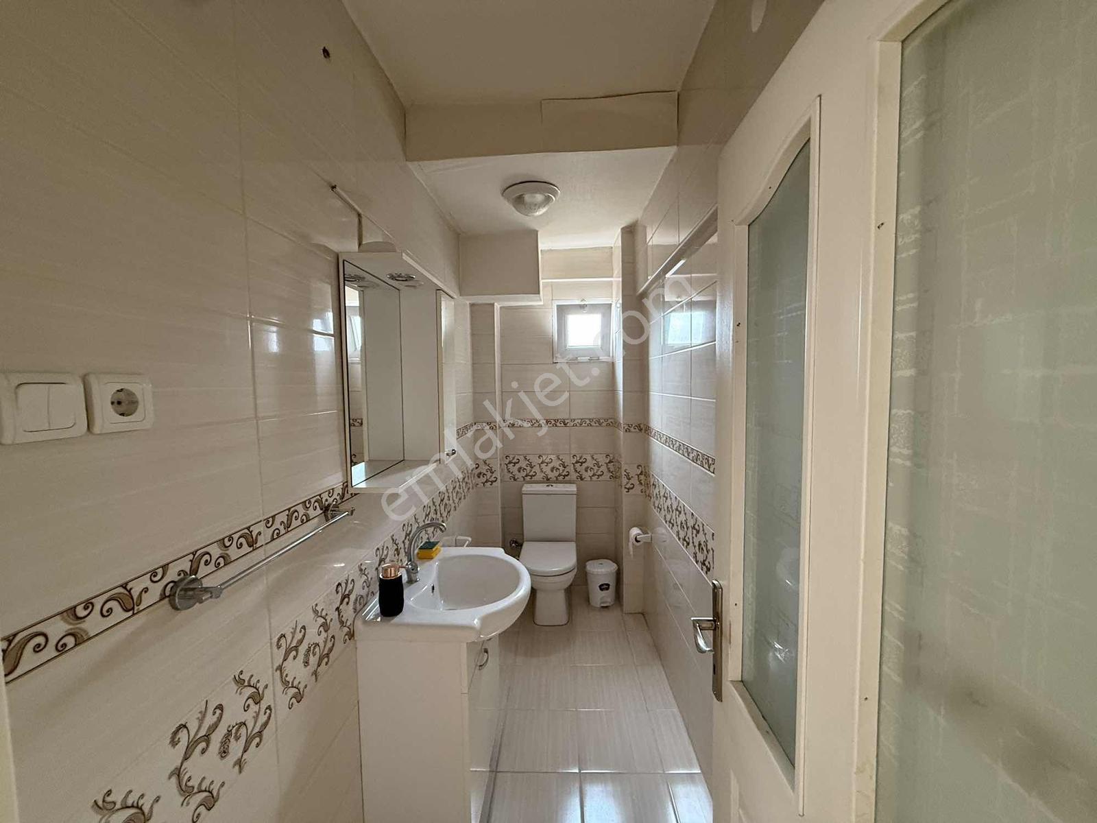 Tarcanlardan,çarşı Merkezde Boş Temiz Kiralık Arakat 2+1 - Görsel 9