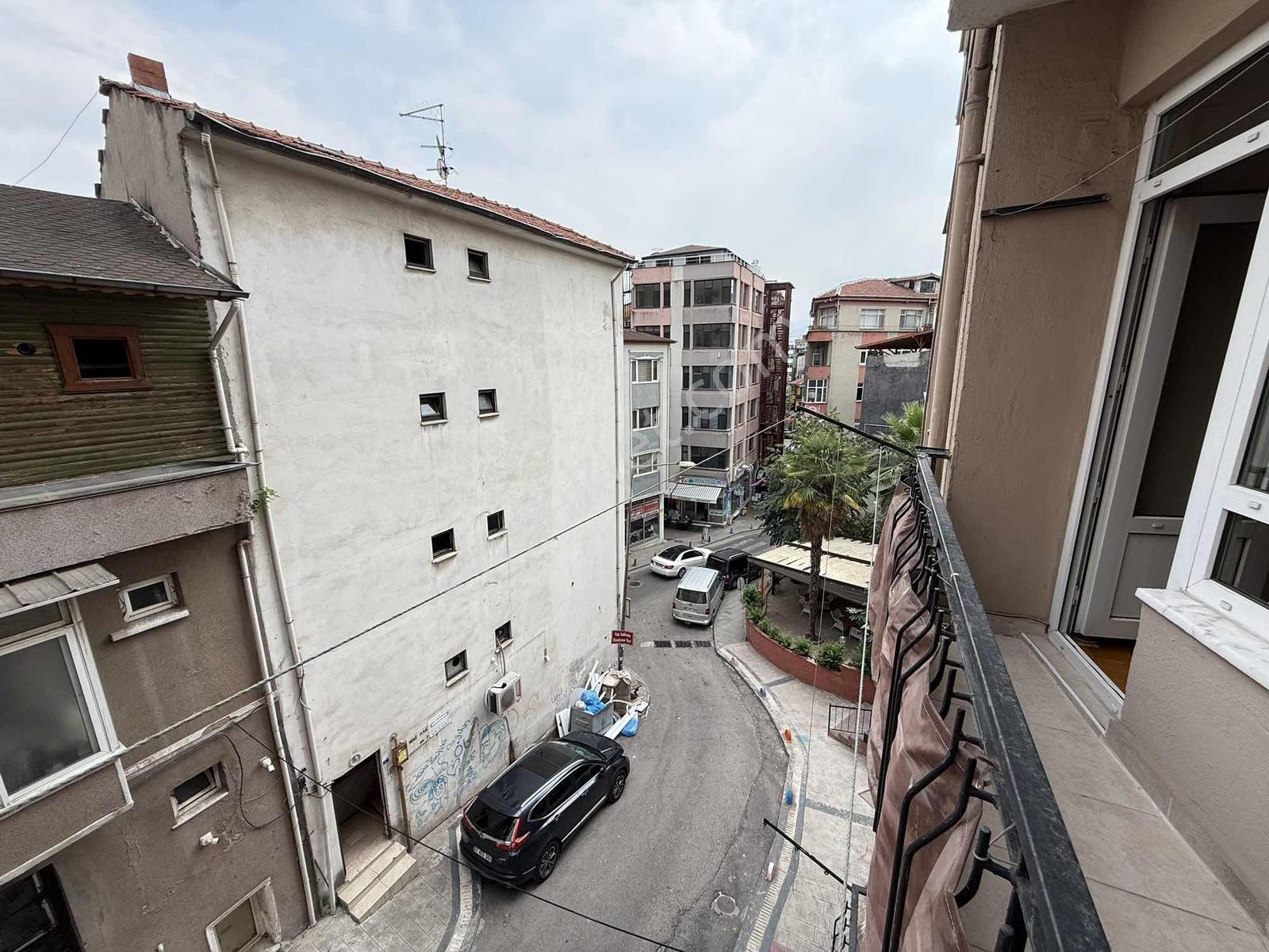 Tarcanlardan,çarşı Merkezde Boş Temiz Kiralık Arakat 2+1 - Görsel 19