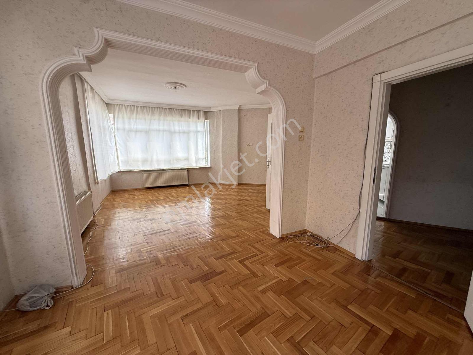 Tarcanlardan,çarşı Merkezde Boş Temiz Kiralık Arakat 2+1 - Görsel 30