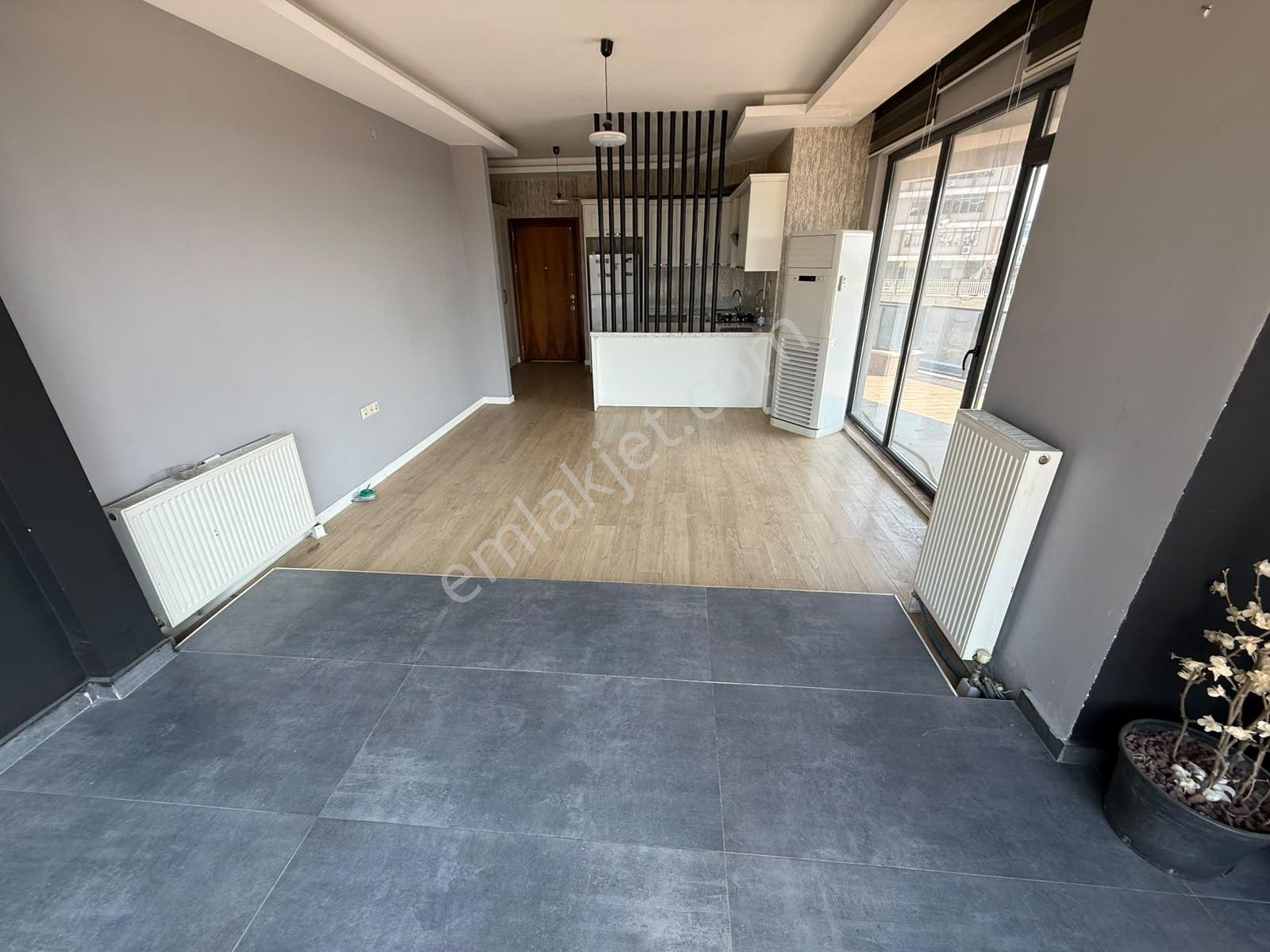 Profasor *dan Alpiş Aden House 'da Teraslı 1+1 Kiralık Homeofice - Görsel 25