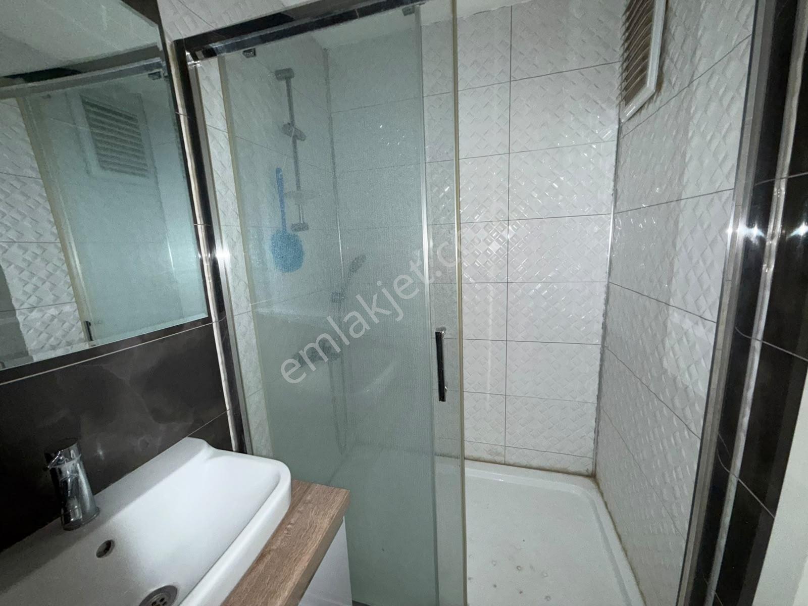 Profasor *dan Alpiş Aden House 'da Teraslı 1+1 Kiralık Homeofice - Görsel 20