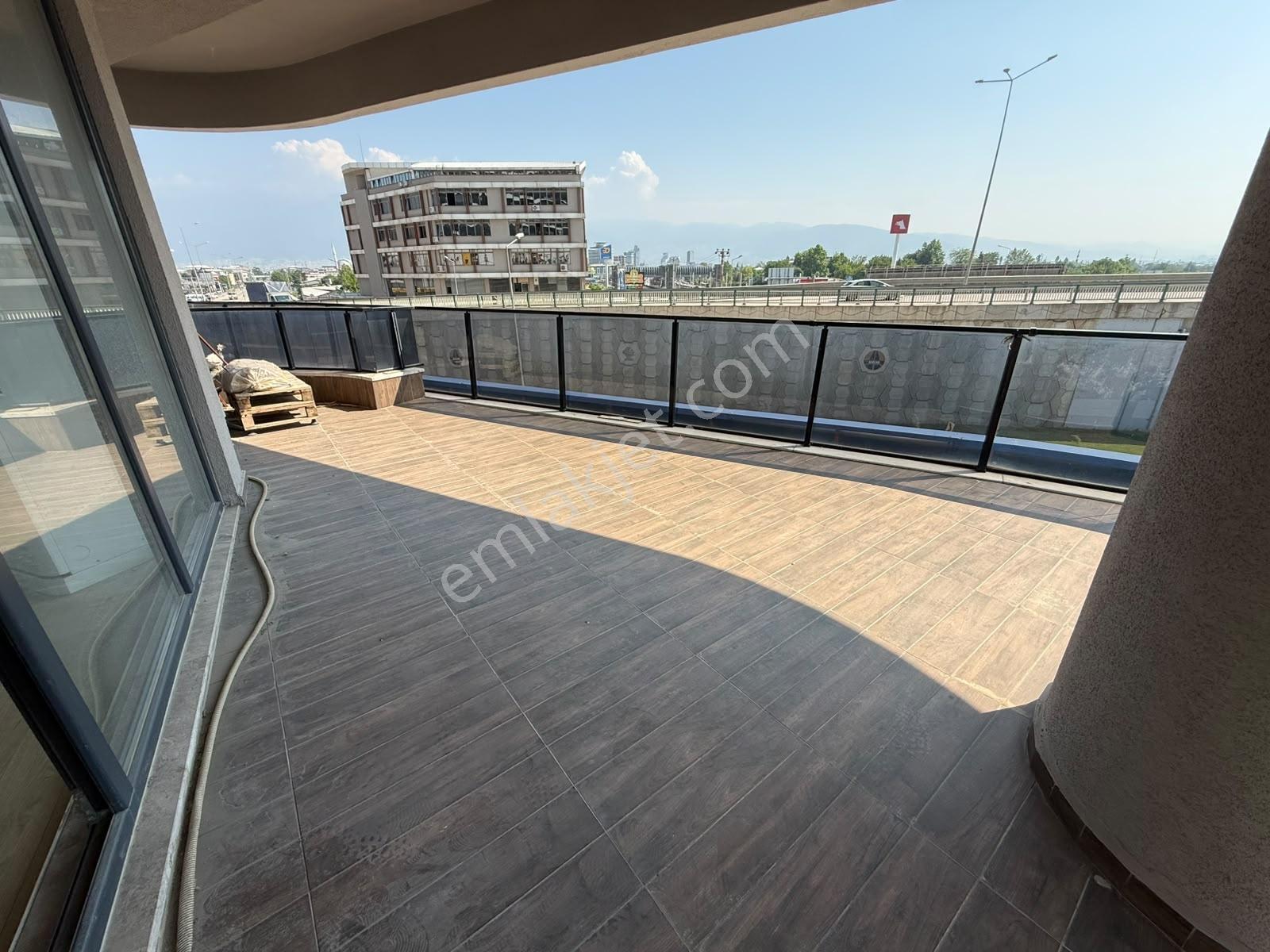 Profasor *dan Alpiş Aden House 'da Teraslı 1+1 Kiralık Homeofice - Görsel 13