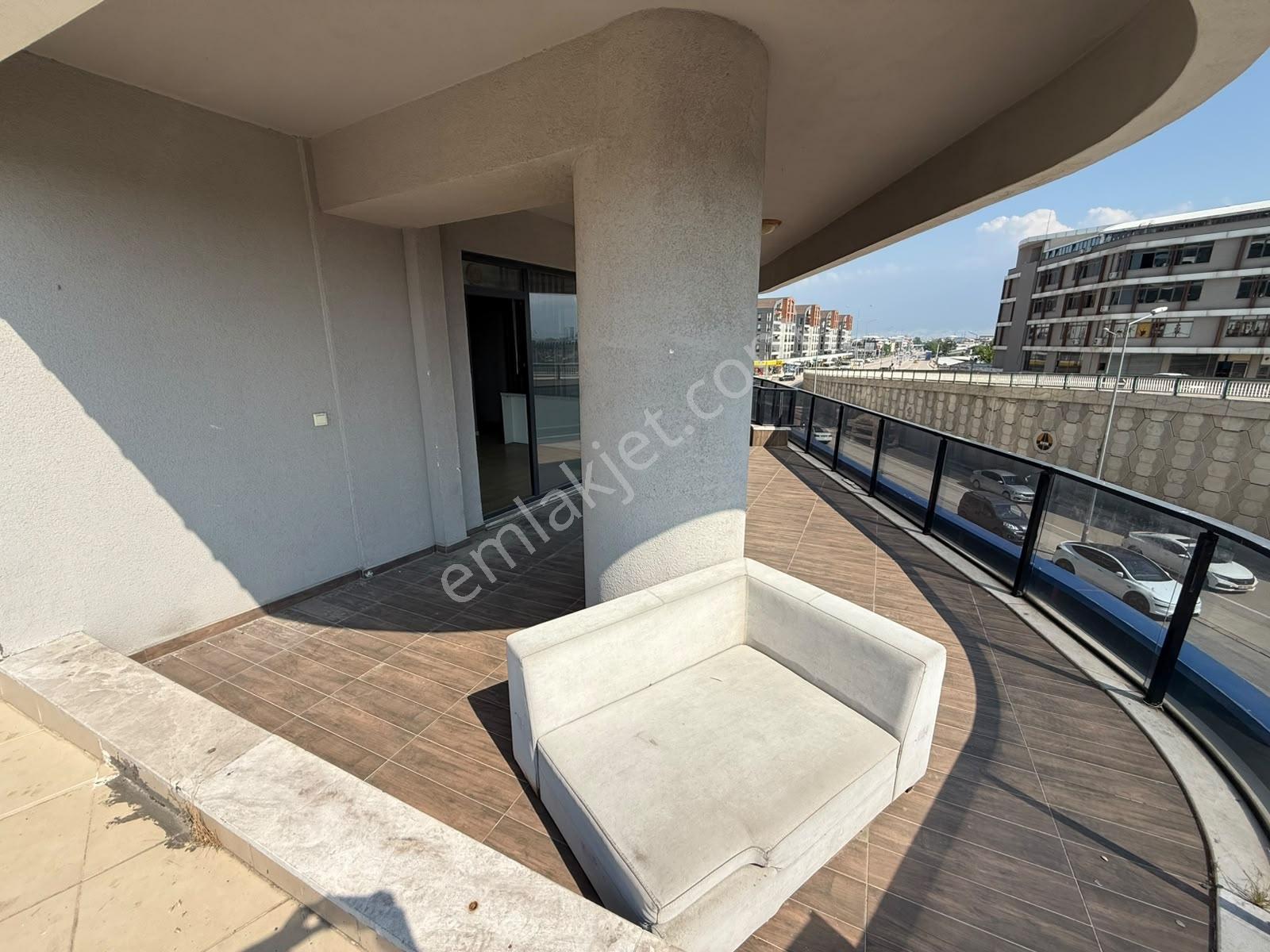 Profasor *dan Alpiş Aden House 'da Teraslı 1+1 Kiralık Homeofice - Görsel 8