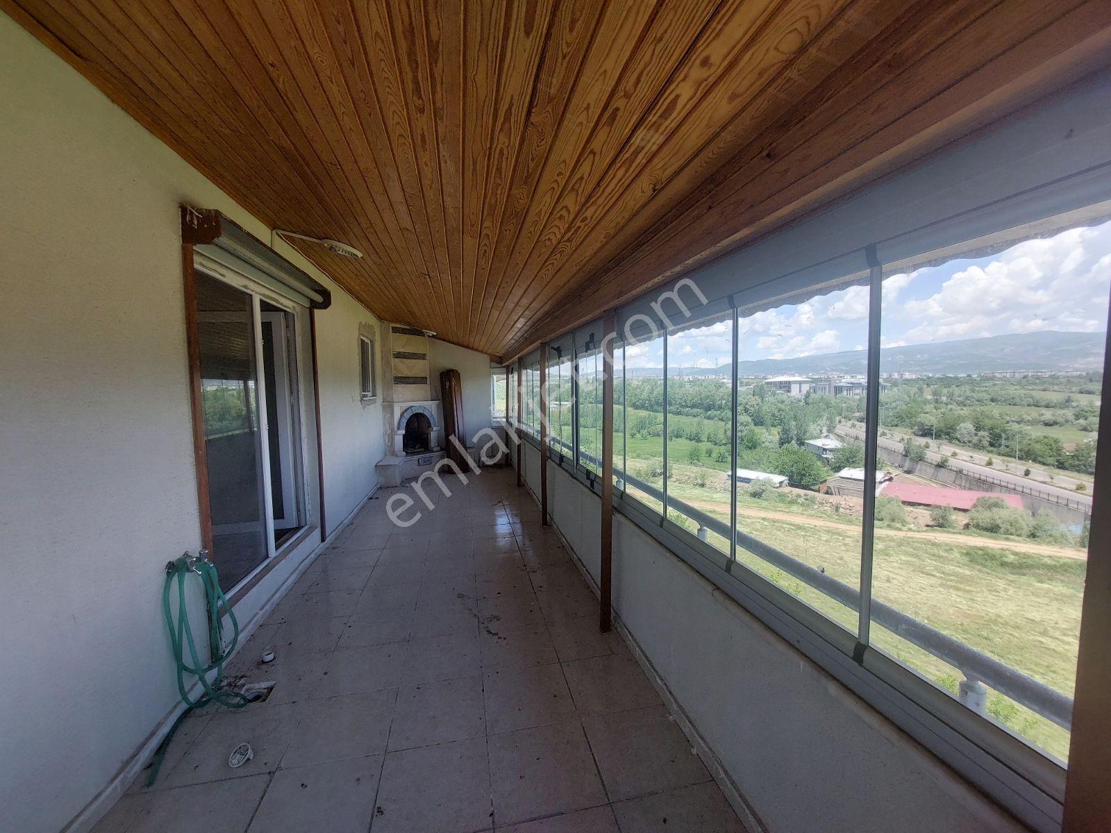 Emlak Dünyasından Ovapark Sitesinde Satılık Dublex Daire - Görsel 20