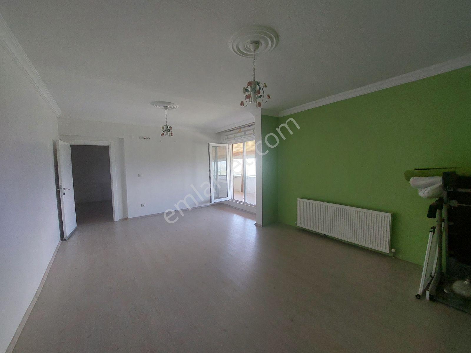 Emlak Dünyasından Ovapark Sitesinde Satılık Dublex Daire - Görsel 3
