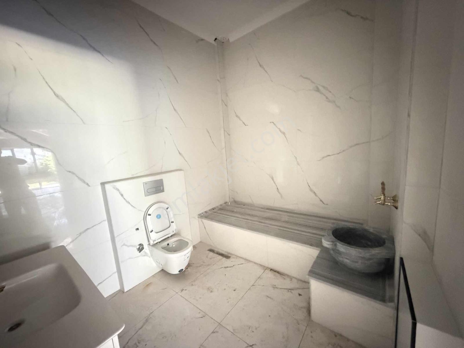 Kadıköy Moda Evlerinde 4+2 275m2 Fırsat Villa!! - Görsel 8