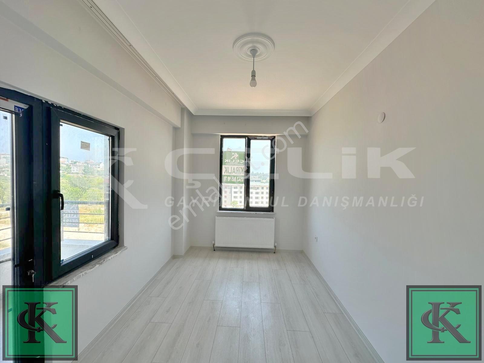 Çelik'ten Site İçersinde Otoparklı Sığınaklı Kiralık 1+1 Daire - Görsel 10
