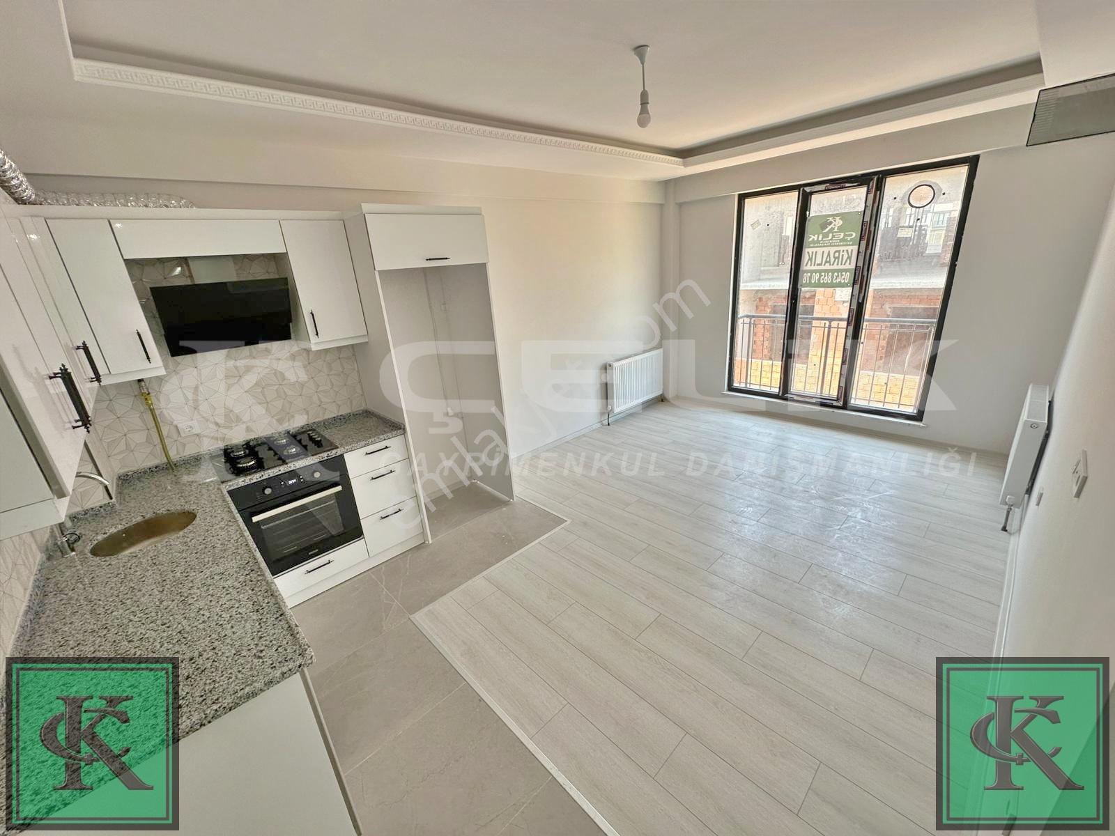 Çelik'ten Site İçersinde Otoparklı Sığınaklı Kiralık 1+1 Daire - Görsel 15