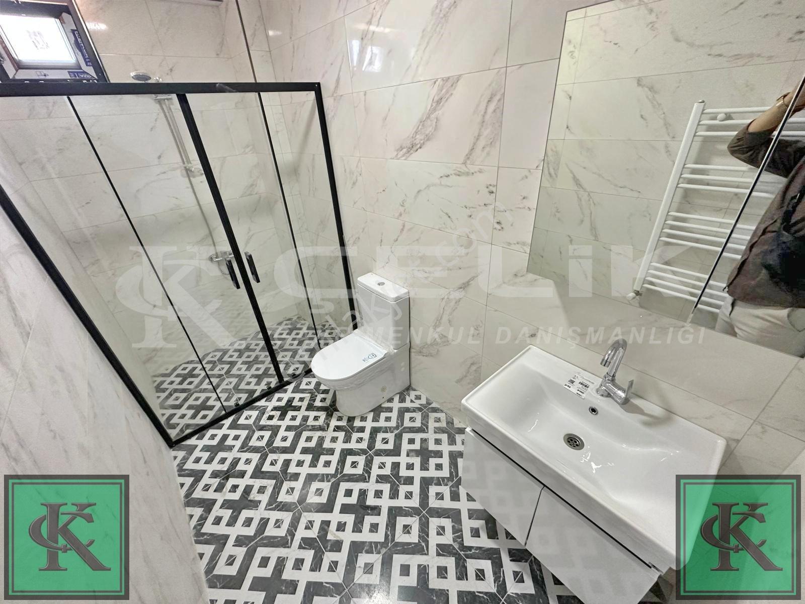 Çelik'ten Site İçersinde Otoparklı Sığınaklı Kiralık 1+1 Daire - Görsel 21
