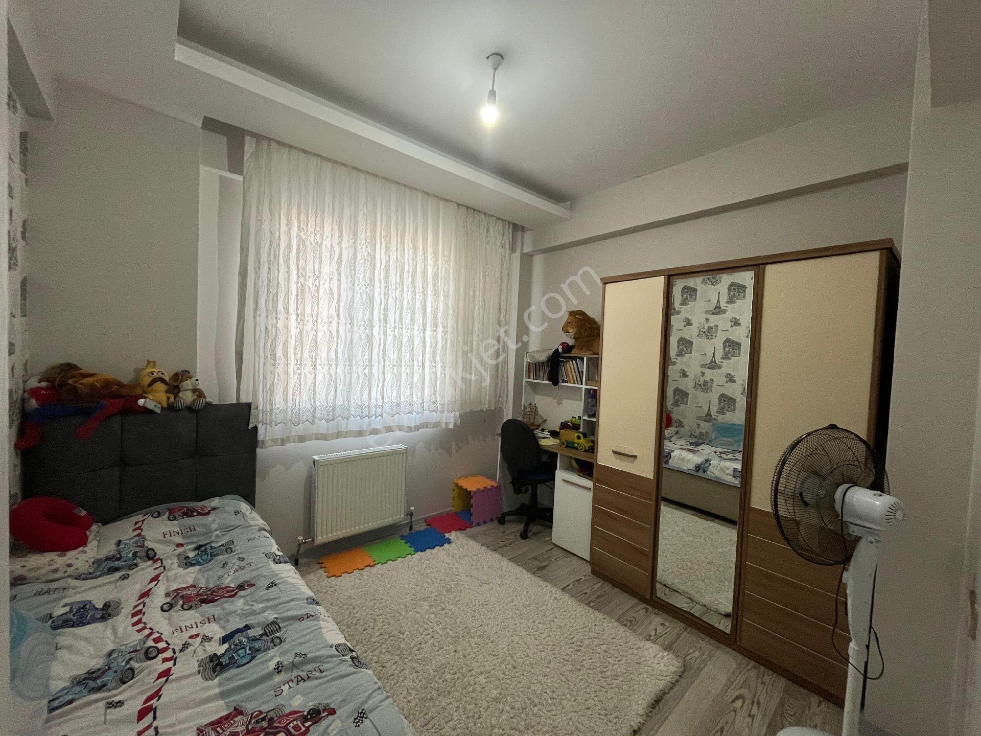 Bağcıların Kalbi Göletli Civarında Bakımlı 3+1 Satılık Daire - Görsel 14