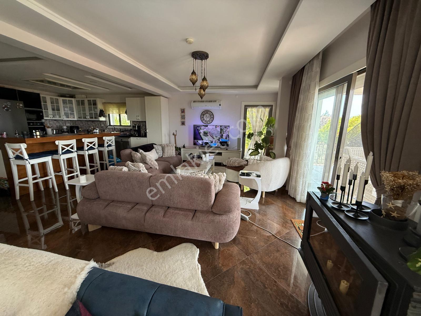Soğucak'ta Deniz Manzaralı Özel Havuzlu 8+1 Lüks Villa - Görsel 25