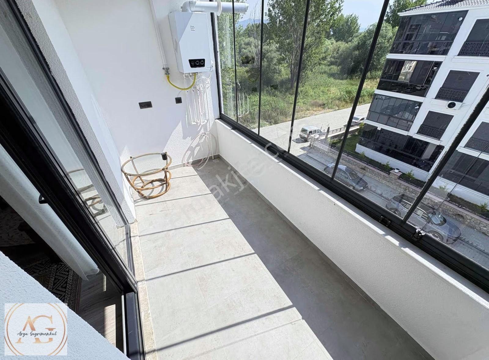 Arya'dan Kiralık 1+1 Ön Cephe Eşyalı Daire - Görsel 28