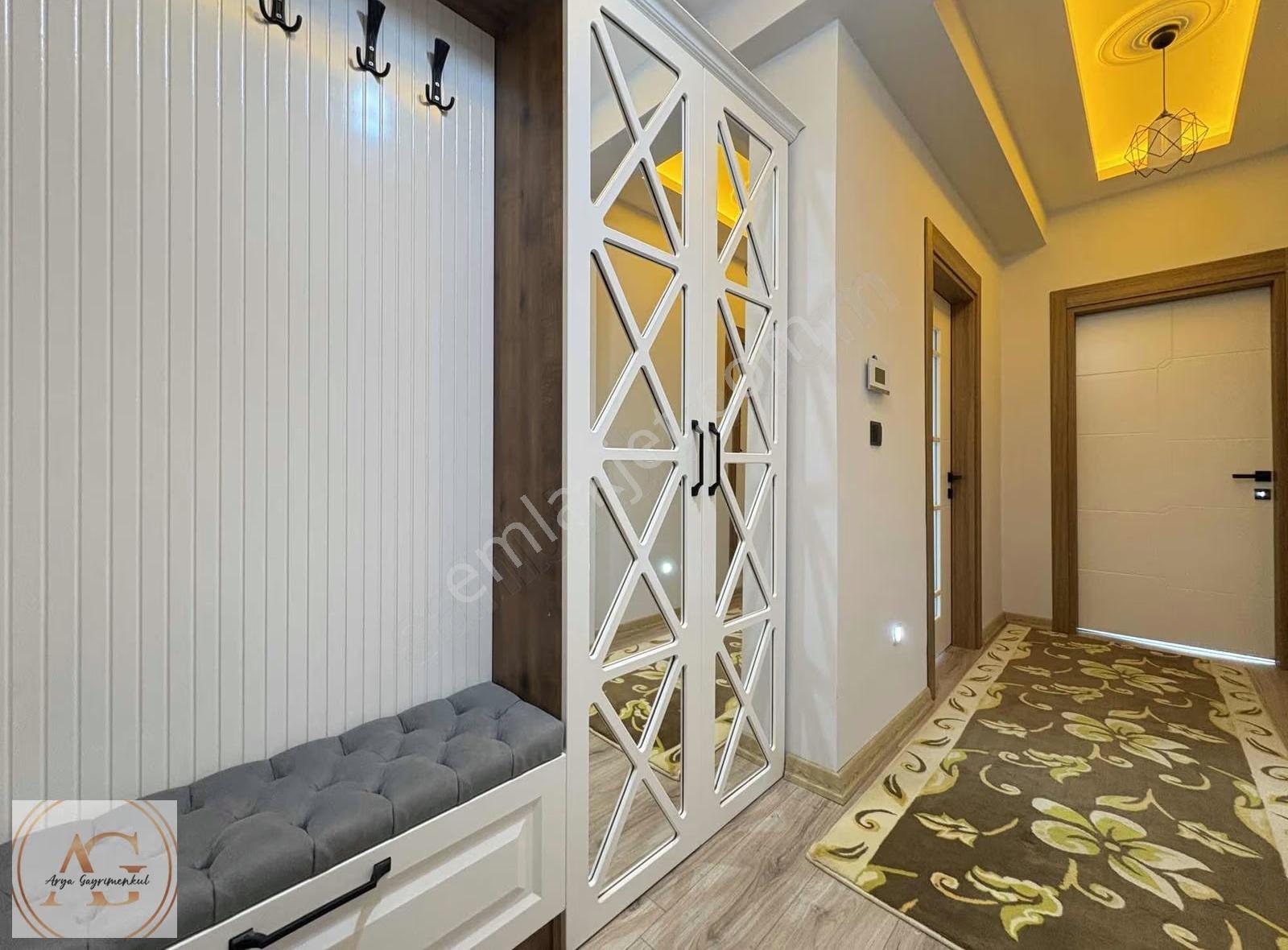 Arya'dan Kiralık 1+1 Ön Cephe Eşyalı Daire - Görsel 9