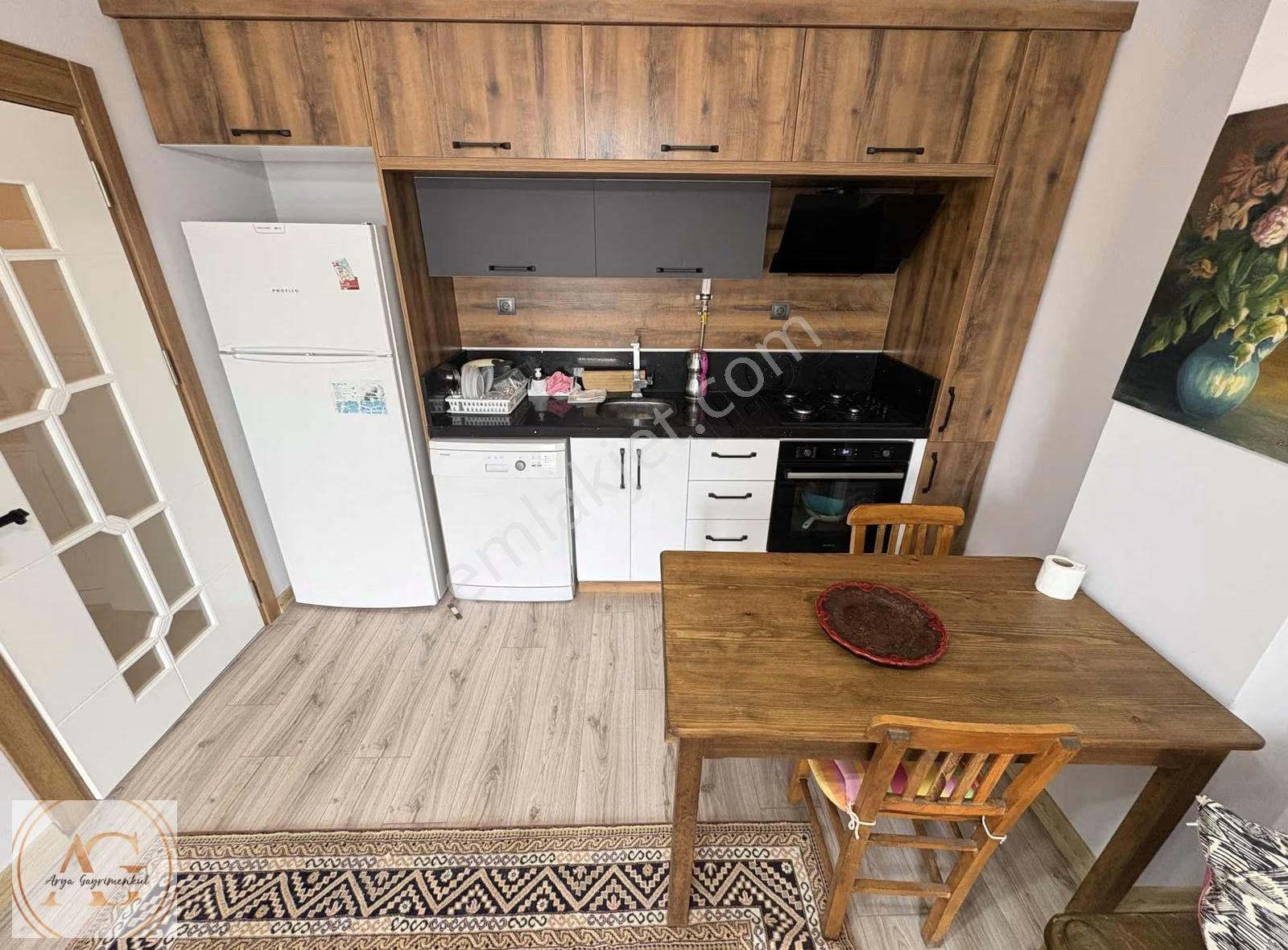 Arya'dan Kiralık 1+1 Ön Cephe Eşyalı Daire - Görsel 27