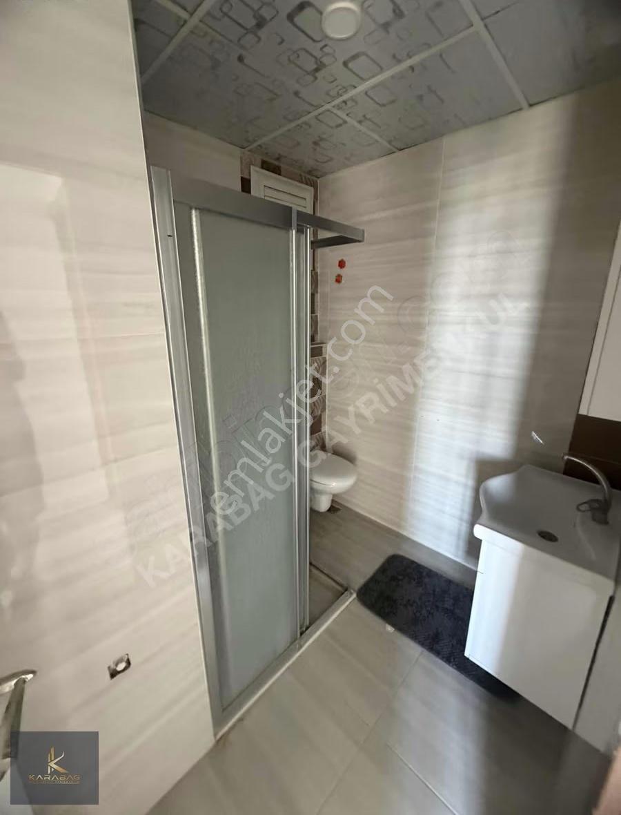 Karabağ'dan ! Kapalı Otopark Ayrı Mutfak Ebevyn Banyo 2+1 - Görsel 6