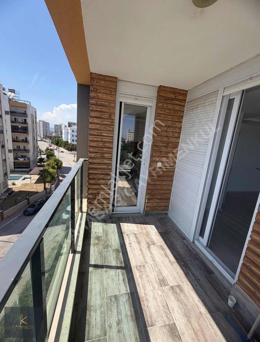 Karabağ'dan ! Kapalı Otopark Ayrı Mutfak Ebevyn Banyo 2+1 - Görsel 15