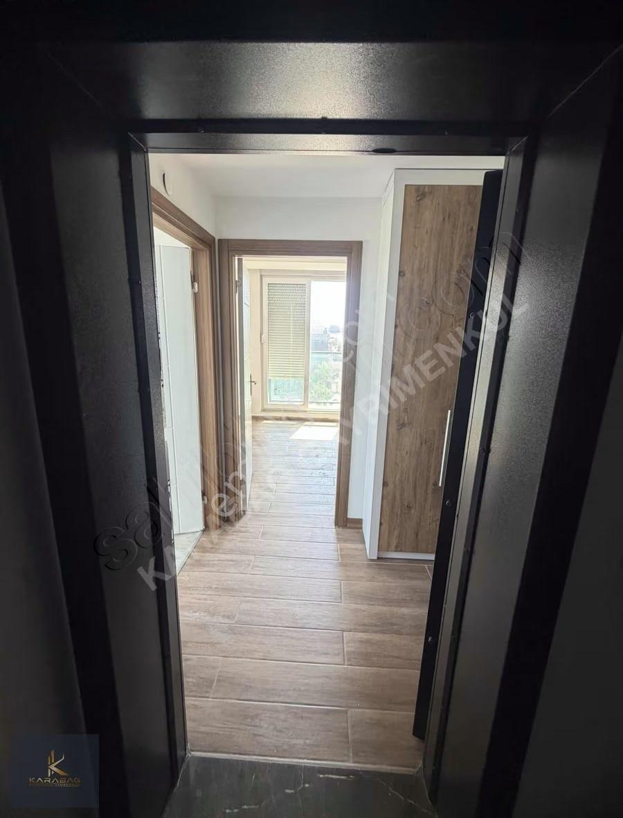 Karabağ'dan ! Kapalı Otopark Ayrı Mutfak Ebevyn Banyo 2+1 - Görsel 11