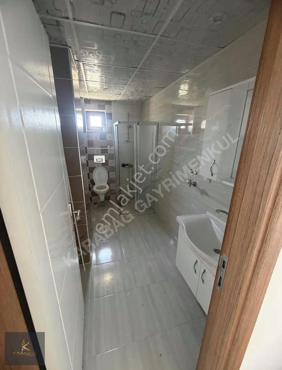 Karabağ'dan ! Kapalı Otopark Ayrı Mutfak Ebevyn Banyo 2+1 - Görsel 25