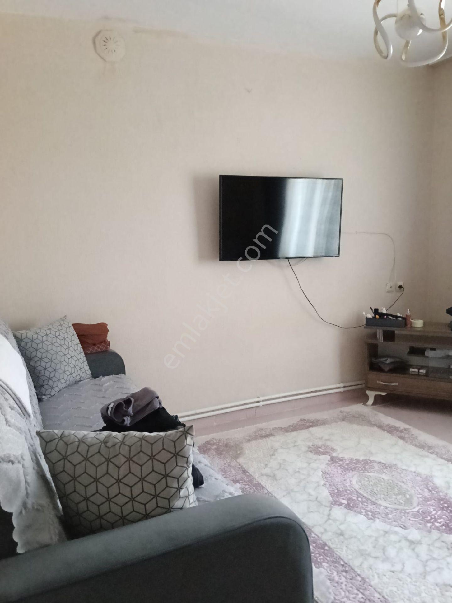 Acil Satılık Müstakil Pazart Pazarı Çevresinden Mustakille Takas Kabul Edilir