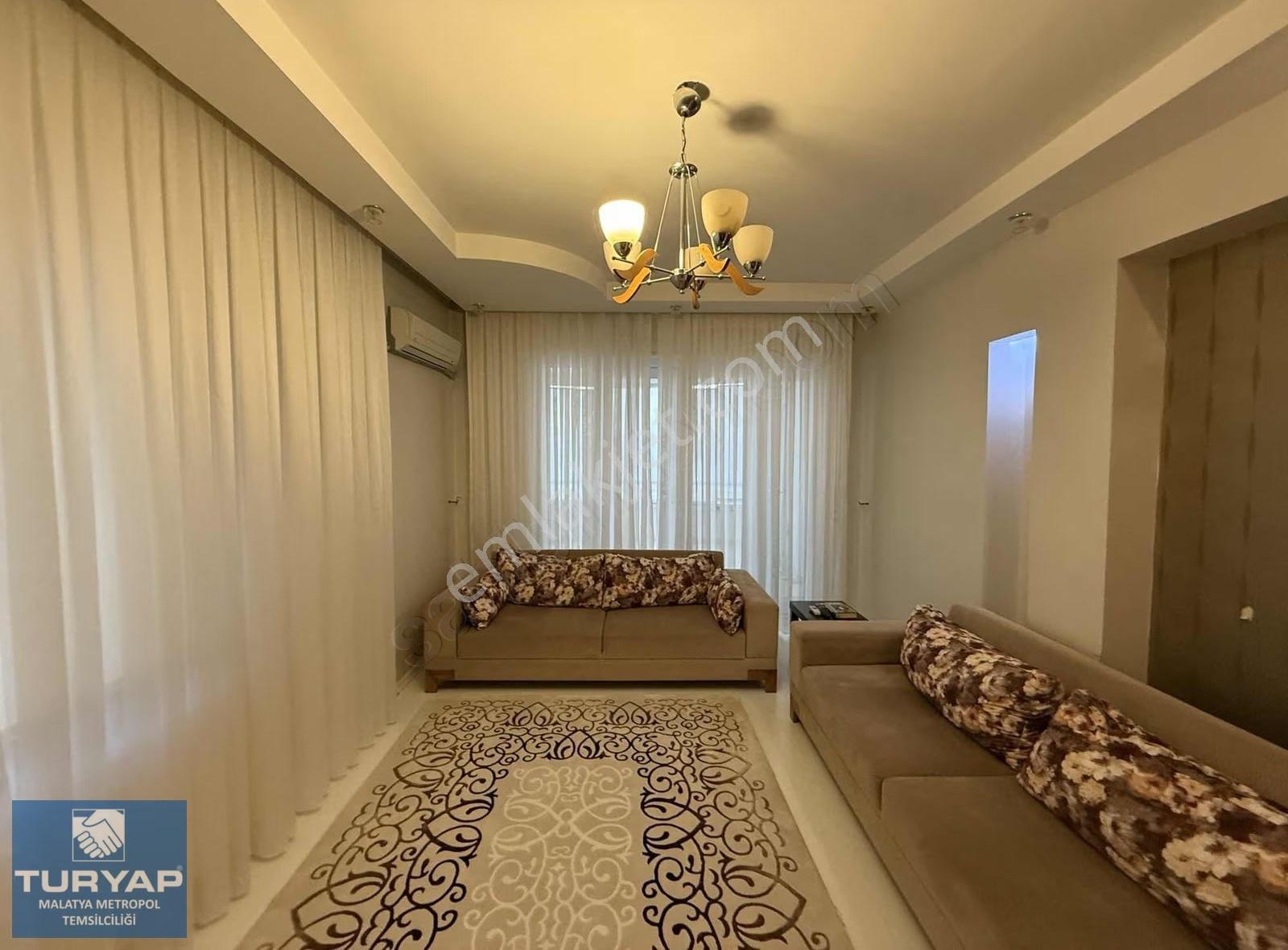 Turyap Metropol'den İstanbul Evlerinde 4+1 Eşyalı Kiralık Daire - Görsel 22