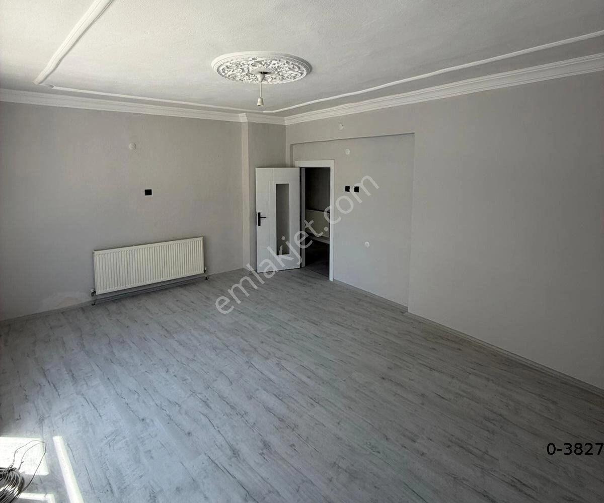 Kirişci Mah. Dükkan Üstü 3+1 Kiralık Daire - Görsel 7