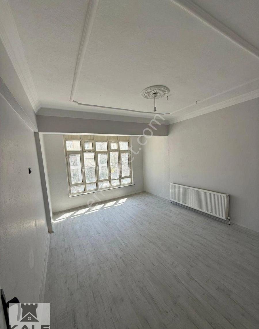 Kirişci Mah. Dükkan Üstü 3+1 Kiralık Daire - Görsel 5