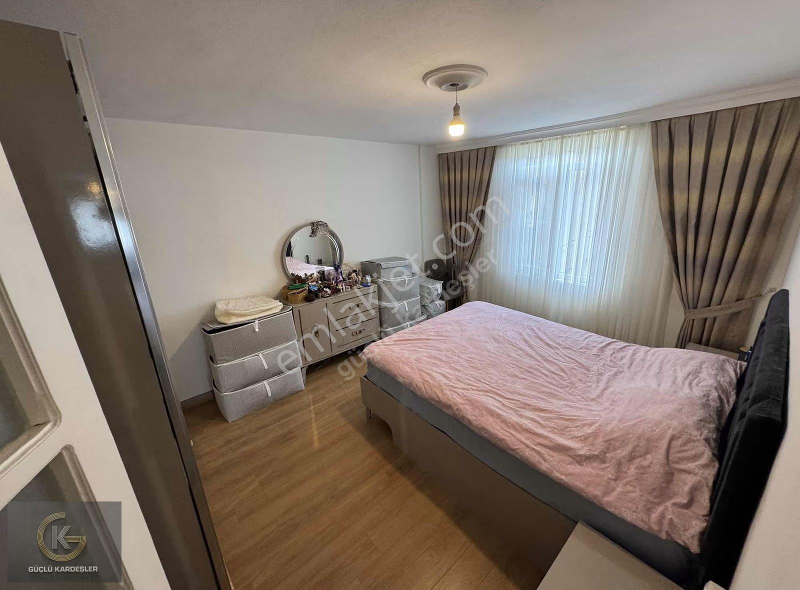 Güçlü Kardeşler Full Yenilenmiş Merkezde 2+1 Orta Kat Daire - Görsel 26