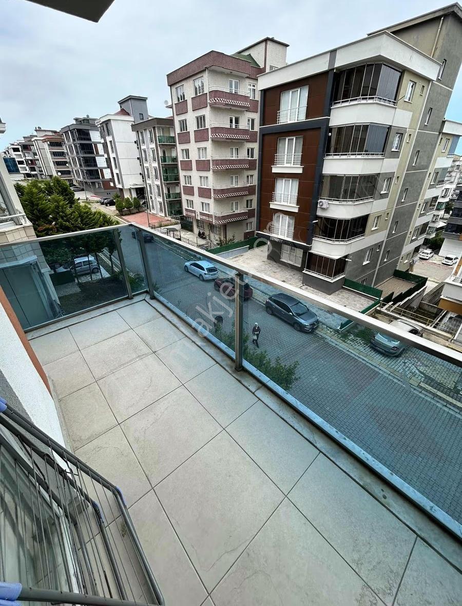 İstenç Yapıdan Tramvayın Altında Kiralık - Görsel 18