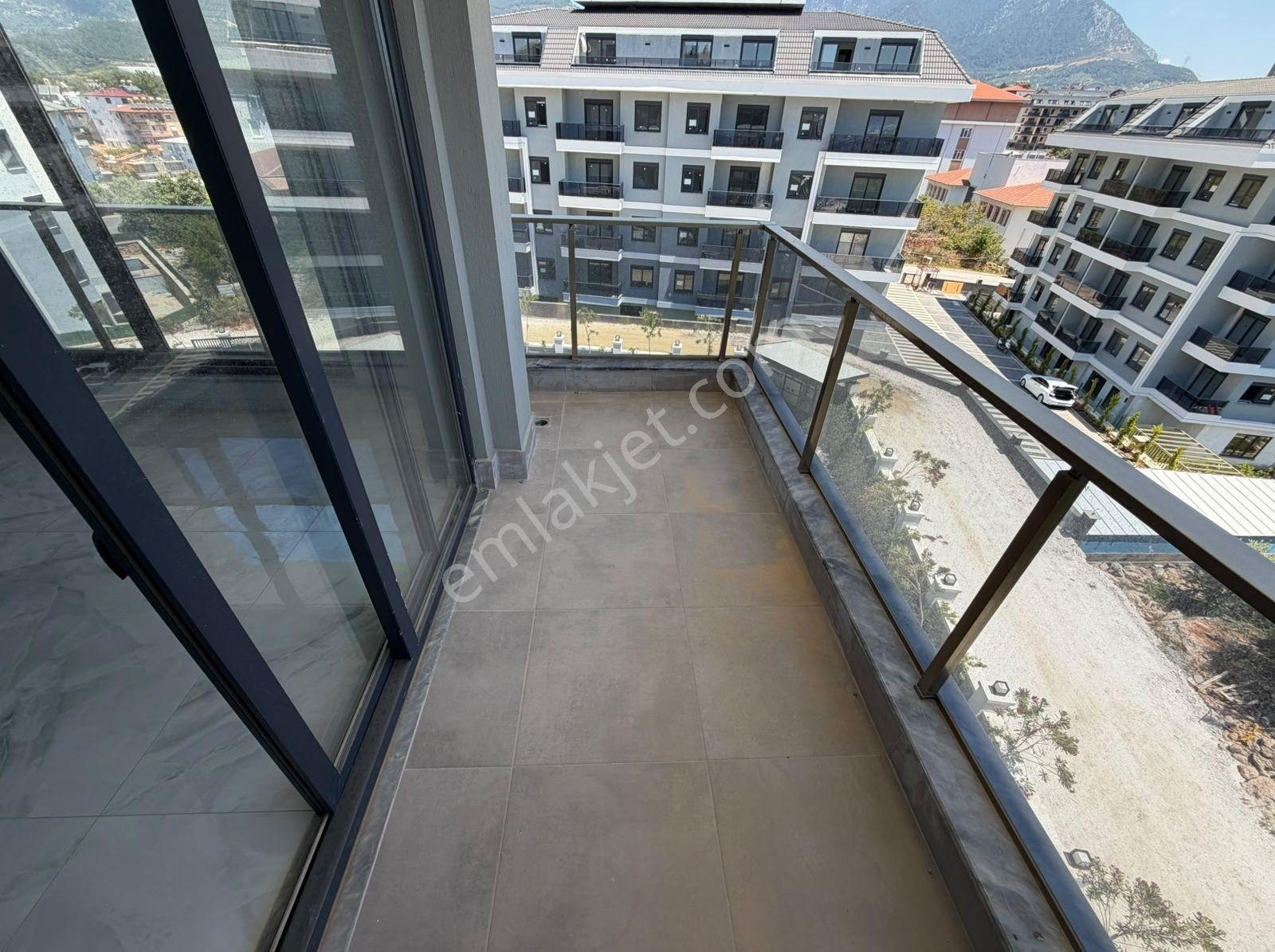 Obada Kiralık 2+1 Dubleks Sıfır Daire - Görsel 17