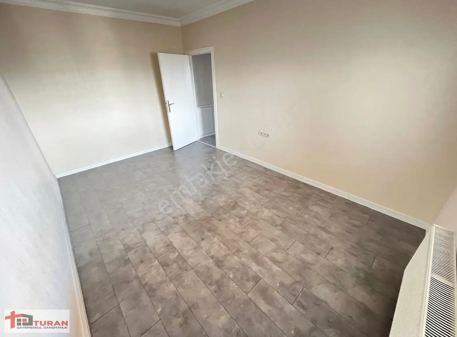 Turan'dan Selim Cad. Üzerinde Şehir Manzaralı Full Yapılı 7+1 - Görsel 35