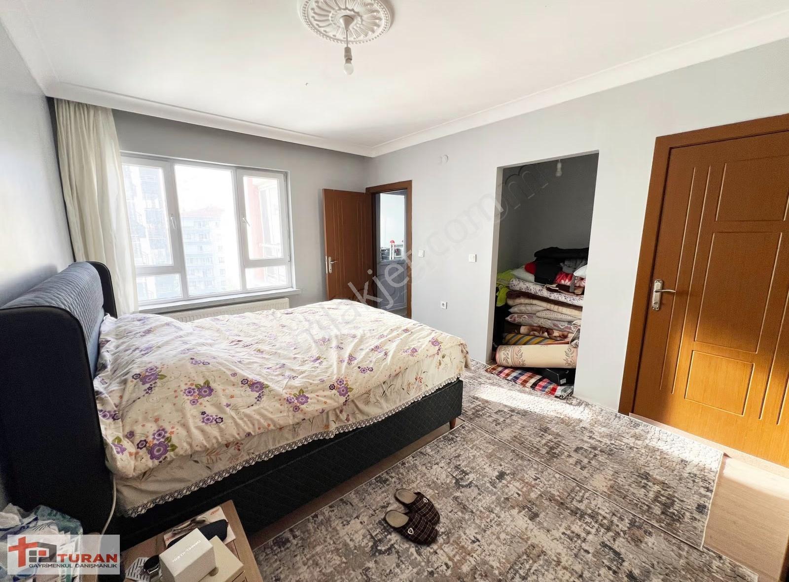Selim Caddesi'nde -site İçerisinde- Manzaralı Kilerli Yapılı 3+1 - Görsel 28
