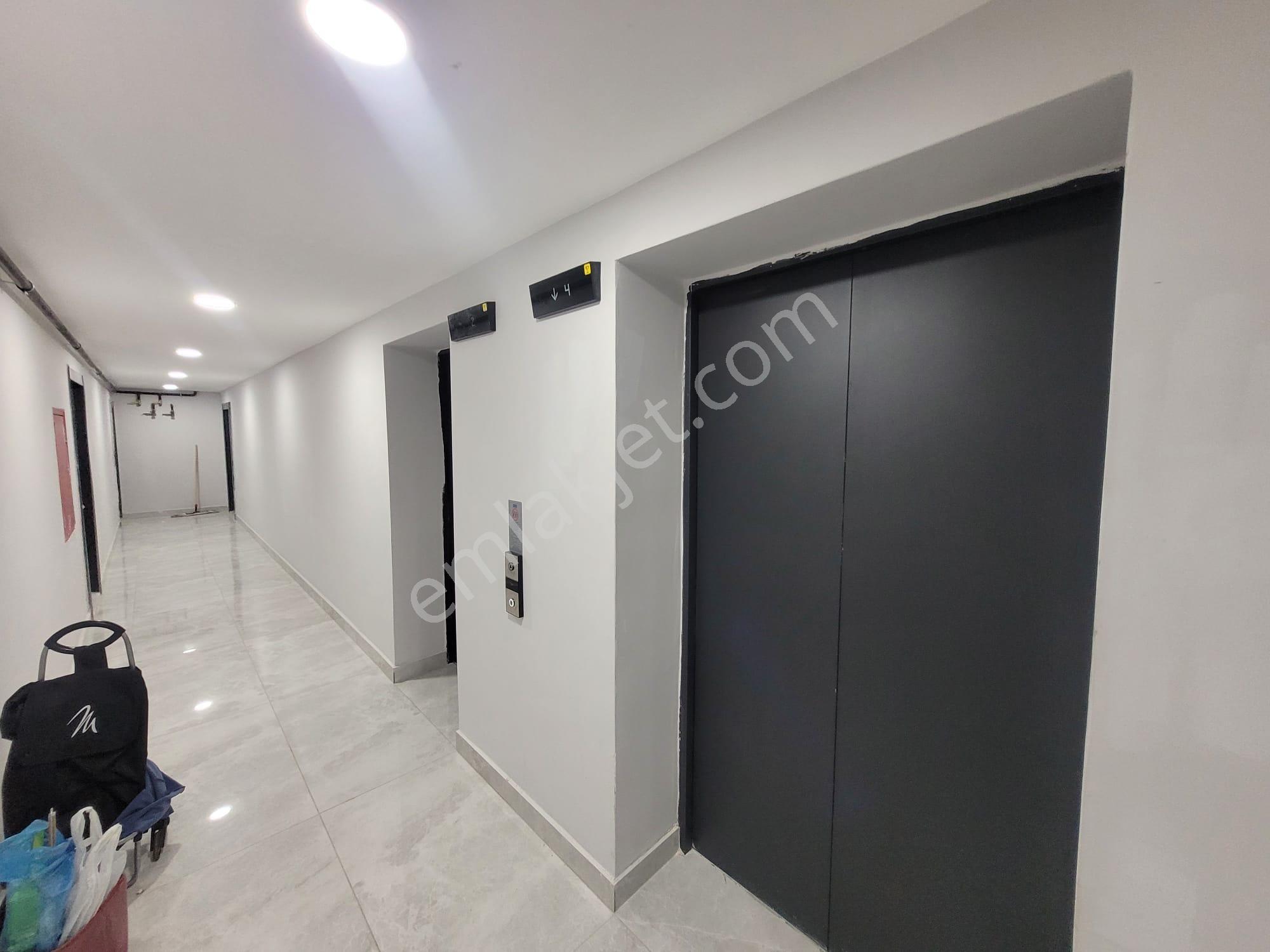 Bağcılar Kirazlı'da Metro'ya Yakın Oturuma Hazır Satılık Daire - Görsel 26